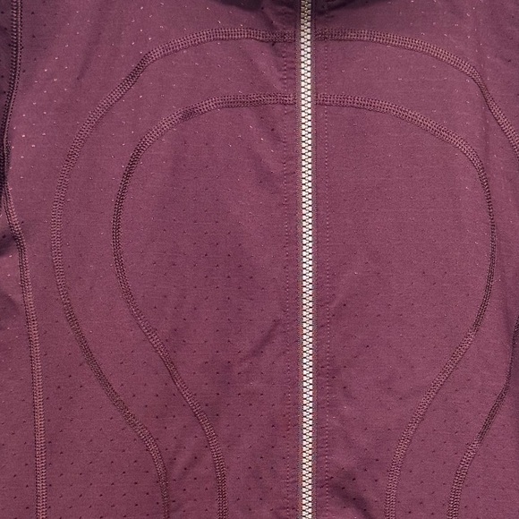 Lululemon Stride Jacket II Sz 8 In Bordeaux Drama - Picture 8 of 9
